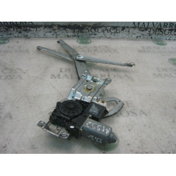 ELEVALUNAS DELANTERO DERECHO 