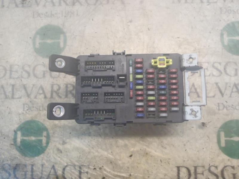 Recambio de caja reles / fusibles para hyundai accent (mc) gl crdi referencia OEM IAM 919501G010 919501G010 