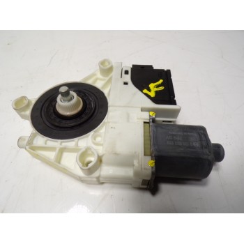 MOTOR ELEVALUNAS DELANTERO DERECHO 71779152 C59649102 C59652102