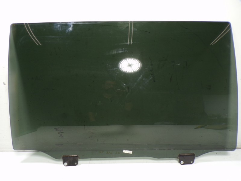 Recambio de cristal puerta trasero derecho para lancia voyager (404) platinum referencia OEM IAM K05020650AB  