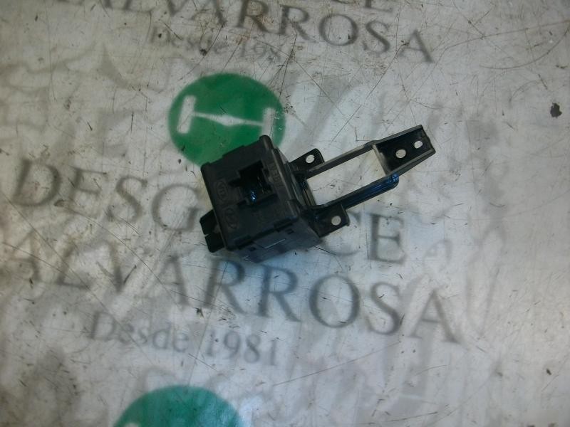 Recambio de mando multifuncion para hyundai getz (tb) 1.1 básico referencia OEM IAM 945201C000 945201C000 