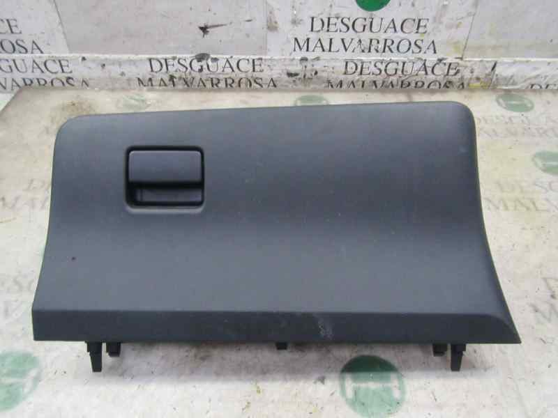 Recambio de guantera para toyota yaris 1.3 16v cat referencia OEM IAM 555500D151C1  