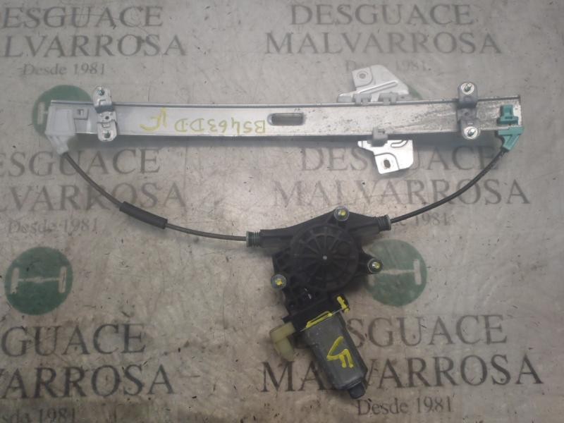 Recambio de elevalunas delantero derecho para hyundai accent (mc) gl crdi referencia OEM IAM 824021G010 07D050857 07D050857