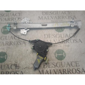 ELEVALUNAS DELANTERO IZQUIERDO 824011G010 07D050637 07D050637