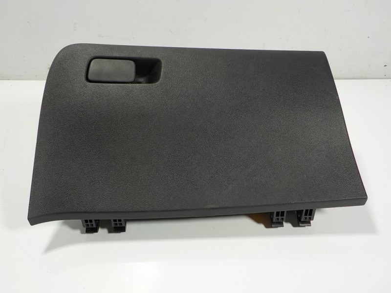 Recambio de guantera para hyundai i20 1.2 16v cat referencia OEM IAM 84510C8000 84510C8000 