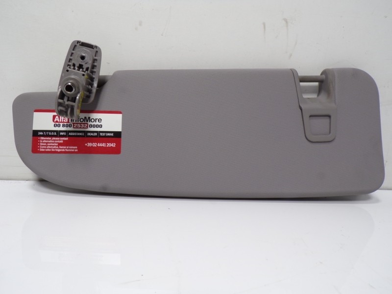 Recambio de parasol izquierdo para alfa romeo giulia (952) 2.2 jtdm cat referencia OEM IAM 156110566  