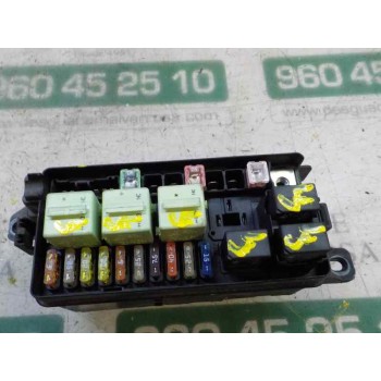 CAJA RELES / FUSIBLES 61143449504 344950402 344950402