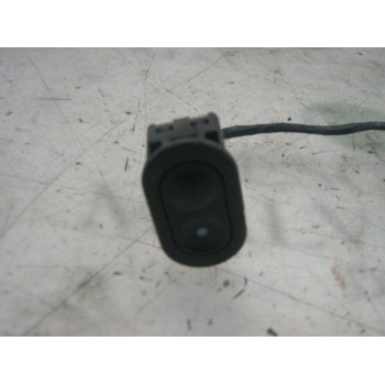 MANDO ELEVALUNAS TRASERO IZQUIERDO 