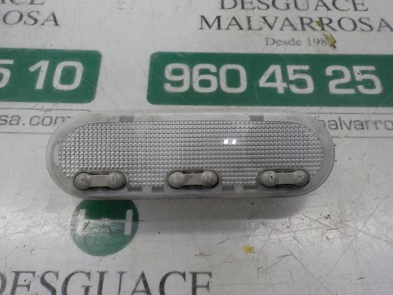 Recambio de piloto interior para nissan nv 200 (m20) 1.5 dci cat referencia OEM IAM 26430BC00B  