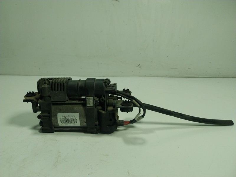 Recambio de bomba suspension para maserati levante 3.0 v6 twinturbo cat referencia OEM IAM  1515990375102 