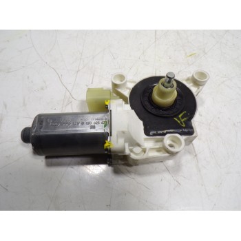 MOTOR ELEVALUNAS DELANTERO IZQUIERDO K68102229AA 3015587D 