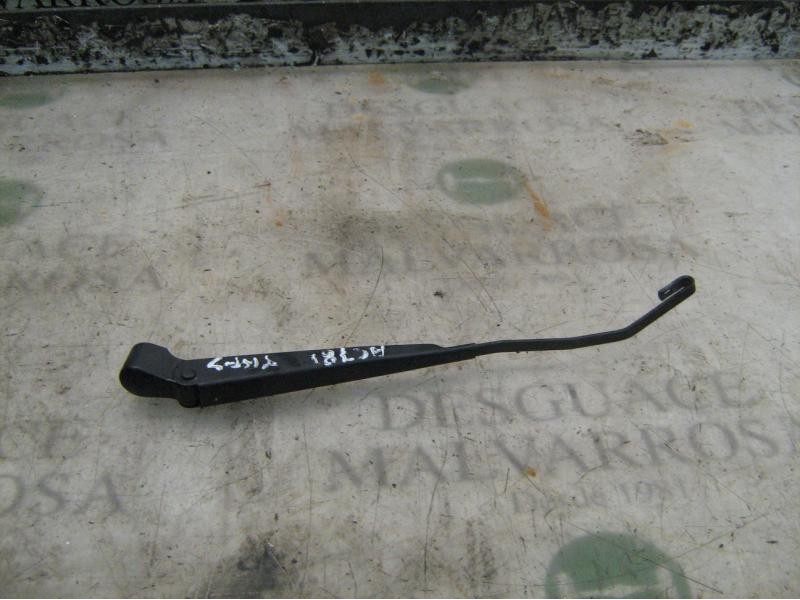 Recambio de brazo limpia trasero para suzuki grand vitara 3 puertas sq (gt) 2.0 td básico referencia OEM IAM   