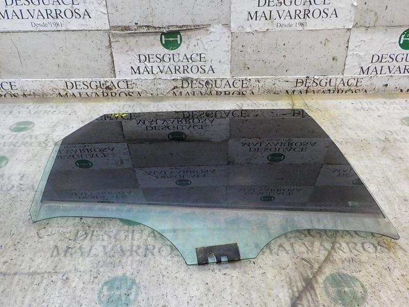 Recambio de cristal puerta trasero derecho para renault scenic ii 1.5 dci diesel referencia OEM IAM   