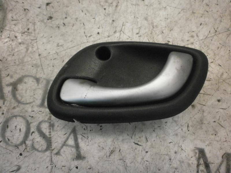 Recambio de maneta interior delantera izquierda para opel agila enjoy referencia OEM IAM   