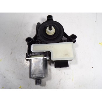 MOTOR ELEVALUNAS TRASERO DERECHO 5Q0959408 5Q0959408 0130822694