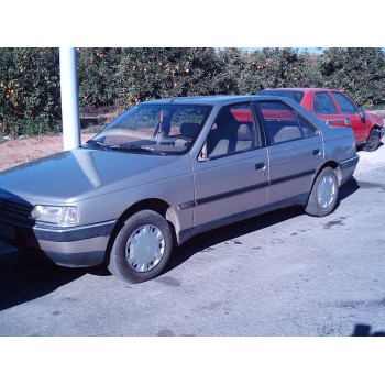 PEUGEOT 405 BERLINA