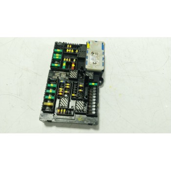 CAJA RELES / FUSIBLES 61145A04502 61145A04502 