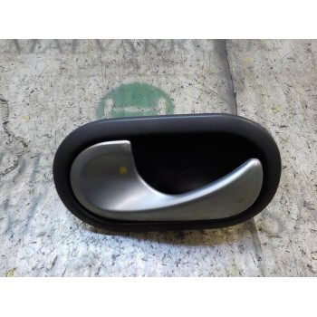 MANETA INTERIOR DELANTERA IZQUIERDA 