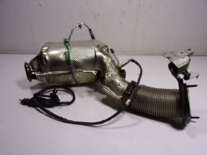 Recambio de filtro de particulas para land rover new discovery l462 3.0 d referencia OEM IAM LR125284 LPLA5H240BG 