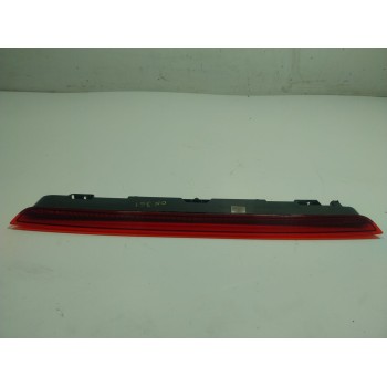 PILOTO TRASERO CENTRAL 9Y0945097C 9Y0945097F 