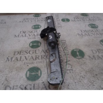 ELEVALUNAS DELANTERO DERECHO 