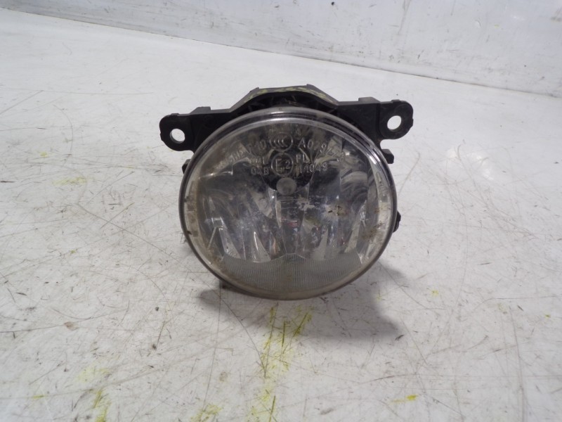 Recambio de faro antiniebla derecho para dacia sandero 1.5 dci diesel fap cat referencia OEM IAM 261500097R 261500097R 