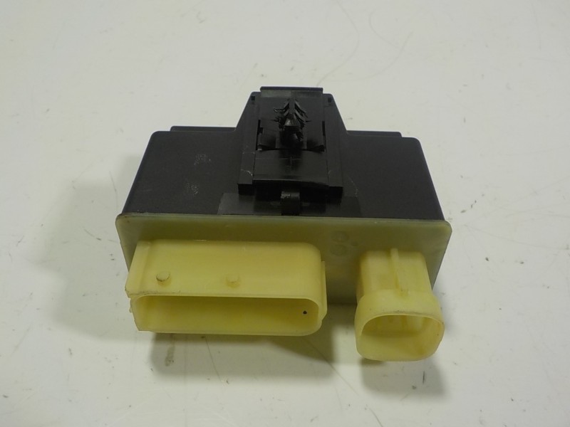 Recambio de modulo electronico para toyota proace city 1.5 dci referencia OEM IAM 9662570880 9662570880 