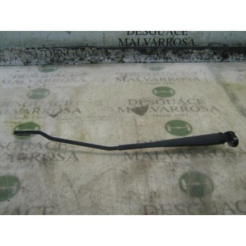 BRAZO LIMPIA DELANTERO DERECHO 