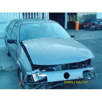 VOLKSWAGEN PASSAT BERLINA (312)