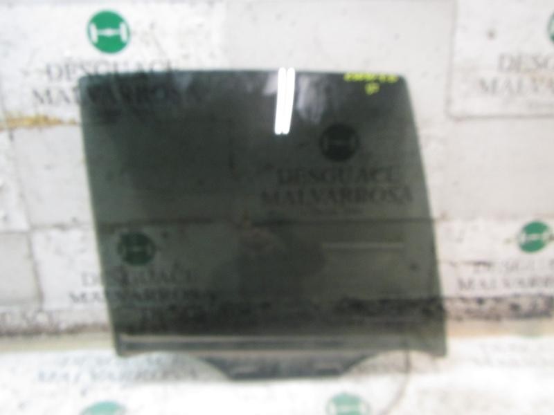 Recambio de cristal puerta trasero derecho para cadillac srx v6 elegance referencia OEM IAM 10385016  