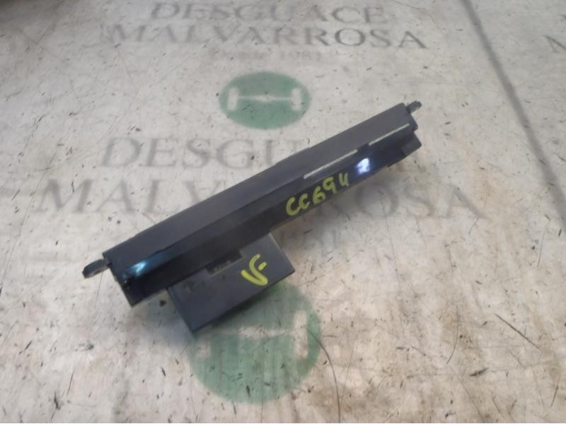 Recambio de mando multifuncion para hyundai tucson (jm) 2.0 crdi comfort referencia OEM IAM  945102E000 