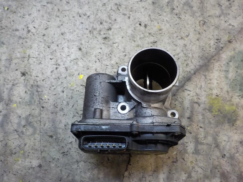 Recambio de caja mariposa para toyota yaris 1.4 turbodiesel cat referencia OEM IAM 261000N030 261000N030 