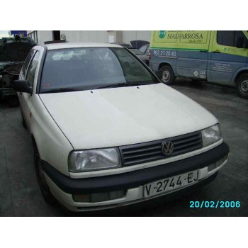 VOLKSWAGEN VENTO (1H2)