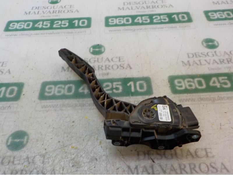 Recambio de potenciometro pedal para land rover freelander (lr2) 2.2 td4 cat referencia OEM IAM LR007637 7G9N9F836EA 