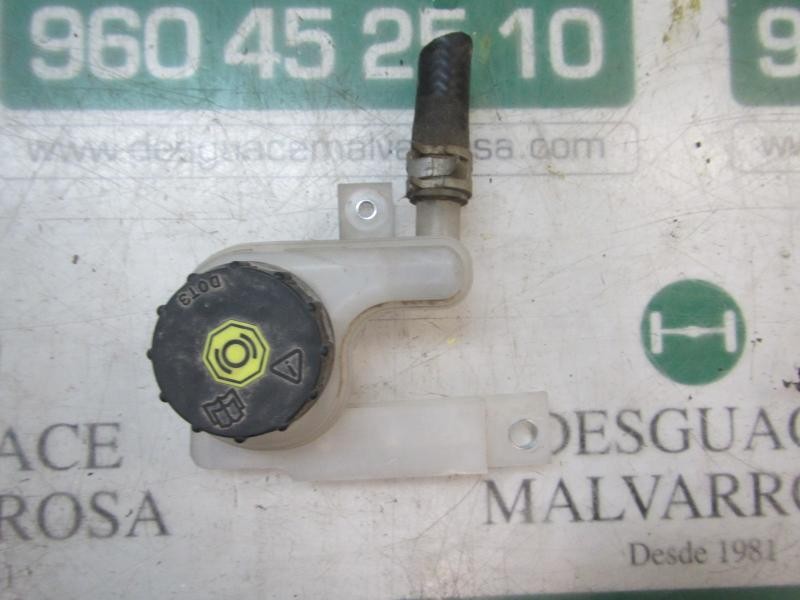 Recambio de deposito servo para mazda 2 lim. (de) 1.3 16v cat referencia OEM IAM DF7143550B  