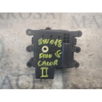 MOTOR APERTURA TRAMPILLAS CLIMATIZADOR GJ6E61A60 