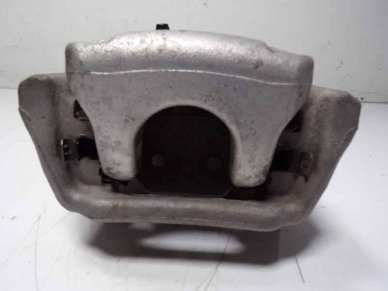 Recambio de pinza freno trasera izquierda para toyota proace city 1.5 dci referencia OEM IAM SU001A8850 9819337680 