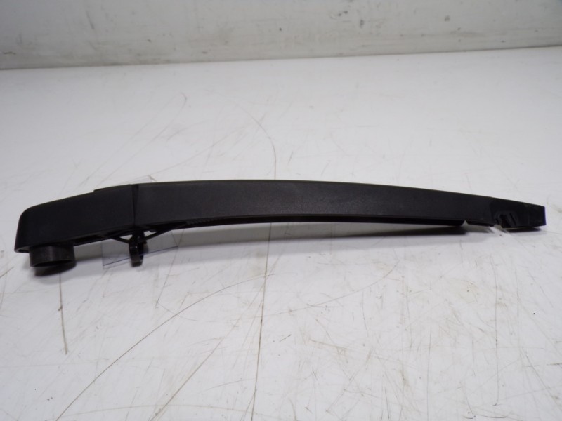 Recambio de brazo limpia trasero para peugeot 508 sw 2.0 16v hdi fap cat (rhh / dw10cted4) referencia OEM IAM   