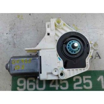 MOTOR ELEVALUNAS DELANTERO IZQUIERDO 8K0959801B 8K0959801B 