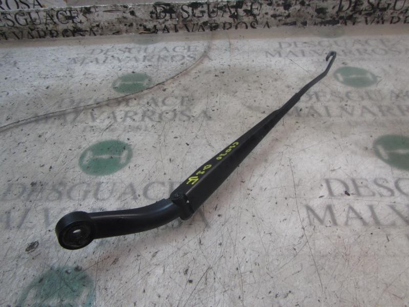 Recambio de brazo limpia delantero izquierdo para cadillac srx v6 elegance referencia OEM IAM 88958241  