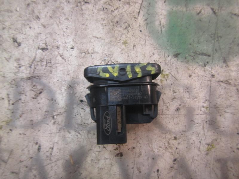 Recambio de mando elevalunas trasero derecho para ford mondeo ber. (ca2) 2.0 tdci cat referencia OEM IAM 1428969  