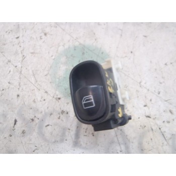 MANDO ELEVALUNAS TRASERO DERECHO A20382002107167 