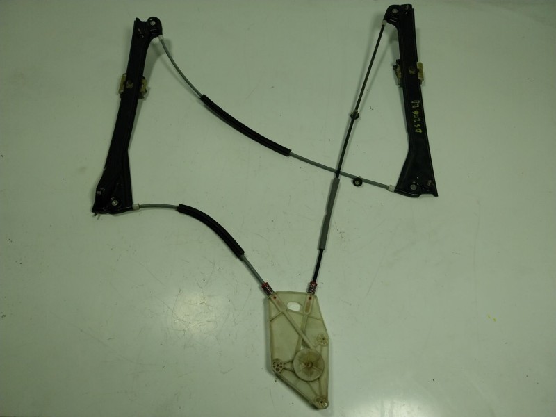 Recambio de elevalunas delantero derecho para volkswagen polo v (6r1, 6c1) 1.4 tdi referencia OEM IAM 6R3837462K  