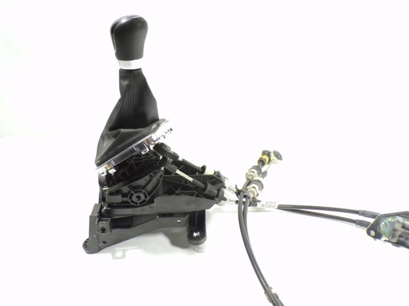 Recambio de palanca cambio para ford fiesta (ccn) 1.0 ecoboost cat referencia OEM IAM 2069522  