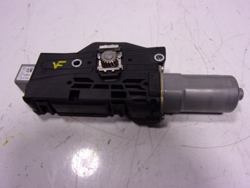 Recambio de motor techo electrico para land rover new discovery l462 3.0 d referencia OEM IAM LR123807 JY3253508AA 