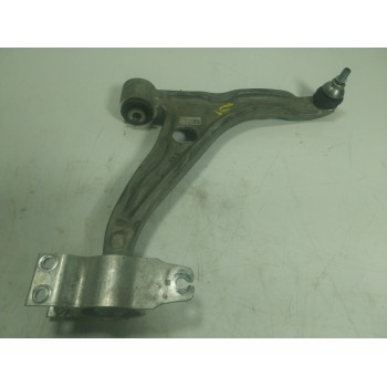 BRAZO SUSPENSION INFERIOR DELANTERO DERECHO A2473307602 2473331600 