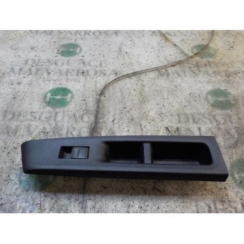 MANDO ELEVALUNAS DELANTERO DERECHO 848100D030 