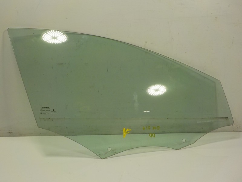 Recambio de cristal puerta delantero derecho para volvo v40 cross country 1.6 diesel cat referencia OEM IAM 31386763  