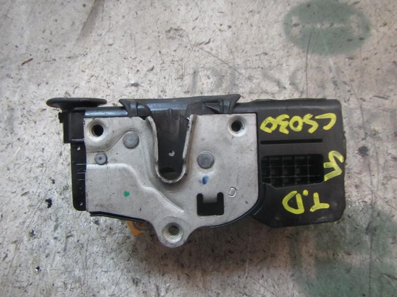 Recambio de cerradura puerta trasera derecha para cadillac srx v6 elegance referencia OEM IAM 25843160  