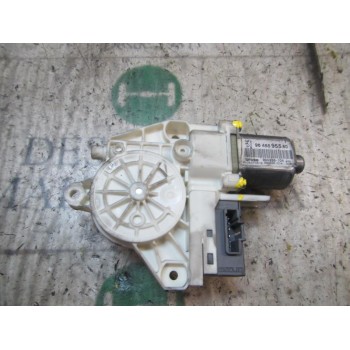 MOTOR ELEVALUNAS TRASERO DERECHO 